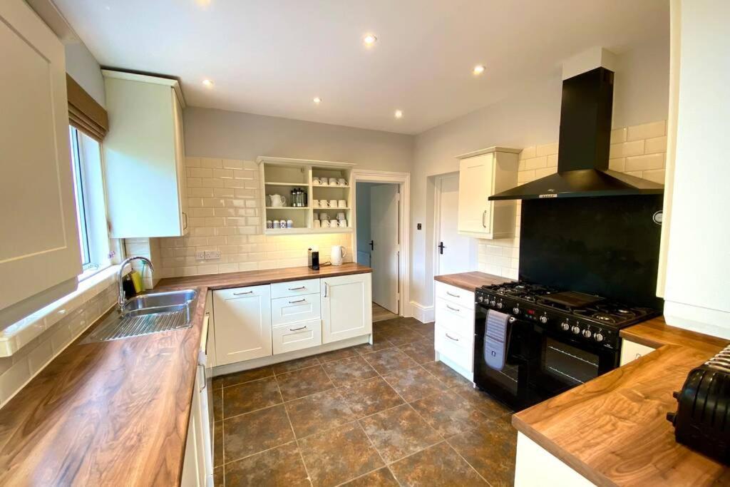 Cleveland House - Perfect For Beaches And Town. Bournemouth Eksteriør bilde